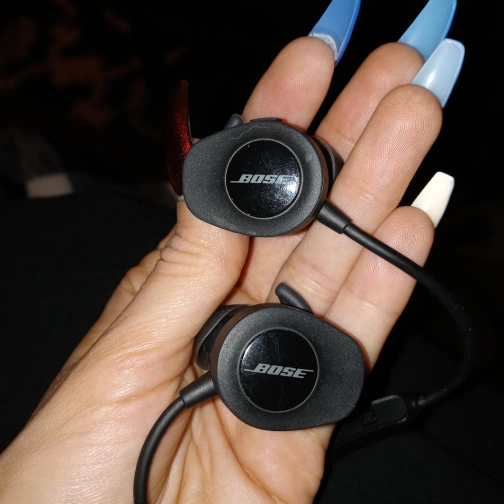 Bose soundsport headphones